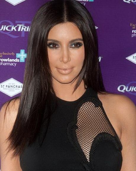 Kim kardashian layered haircut kim-kardashian-layered-haircut-25_19