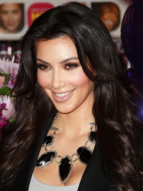 Kim kardashian layered haircut kim-kardashian-layered-haircut-25_6