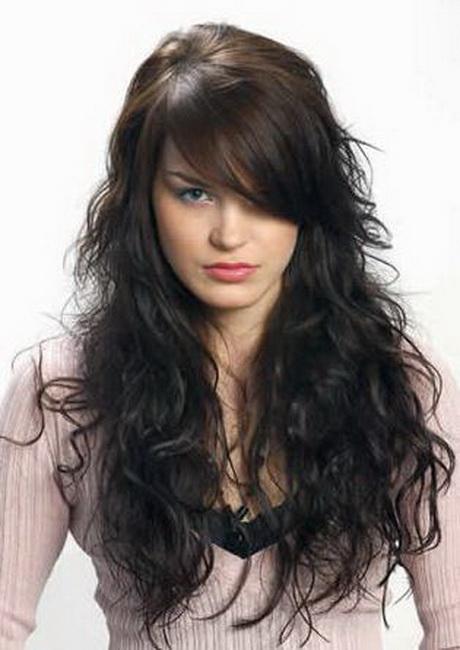 Layered haircut for curly hair layered-haircut-for-curly-hair-93_12
