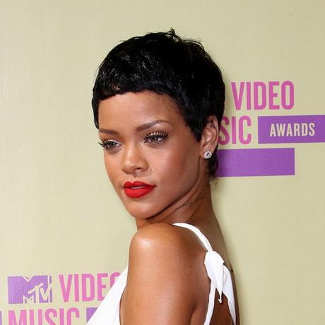 Rihanna pixie haircut rihanna-pixie-haircut-20_17