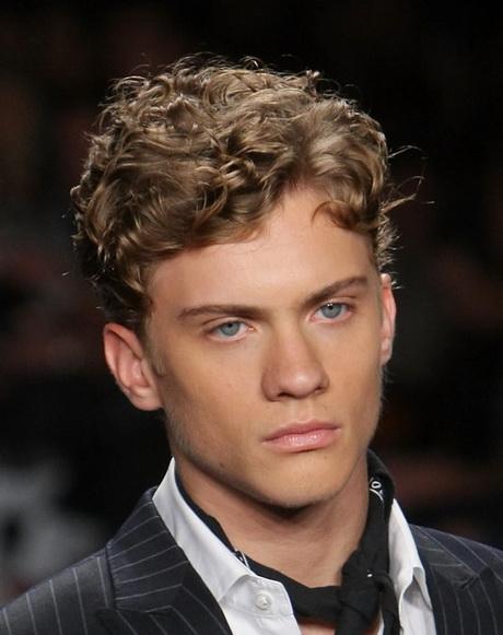 Short curly hairstyles guys short-curly-hairstyles-guys-26_6