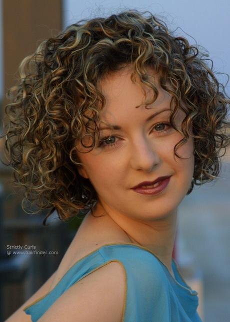 Short curly permed hairstyles short-curly-permed-hairstyles-29_12