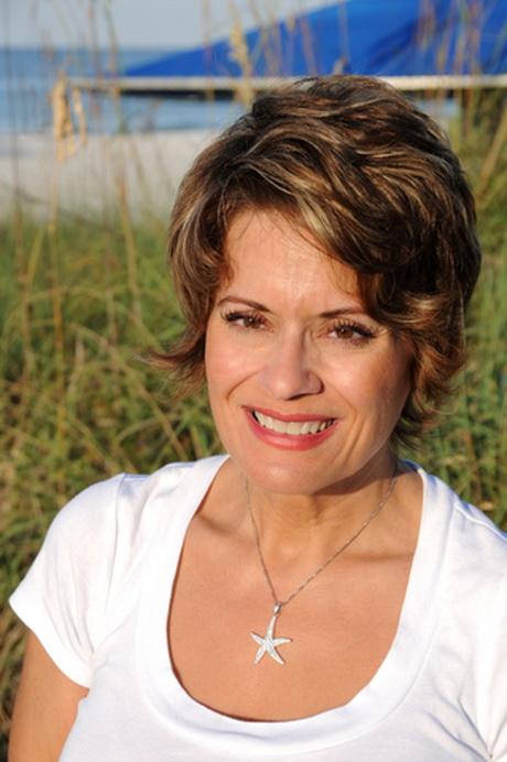 Short hair styles for middle aged women short-hair-styles-for-middle-aged-women-76_10