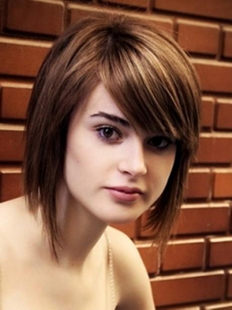 Short hair styles for round face short-hair-styles-for-round-face-35_4