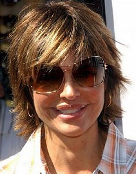 Short hair styles for women over 50 with glasses short-hair-styles-for-women-over-50-with-glasses-44_12