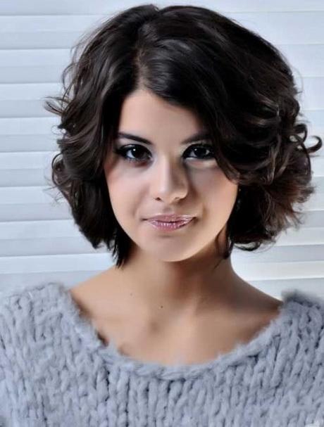 Short hairstyles for curly frizzy hair short-hairstyles-for-curly-frizzy-hair-23_17