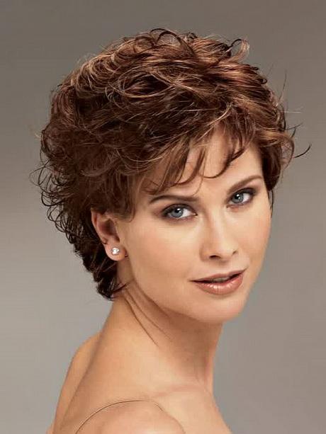 Short hairstyles for wavy hair 2015 short-hairstyles-for-wavy-hair-2015-61_9