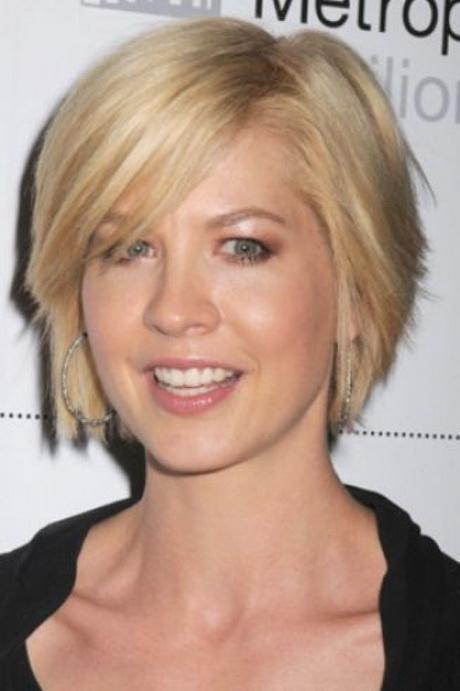 Short hairstyles for women with thin hair short-hairstyles-for-women-with-thin-hair-82_17