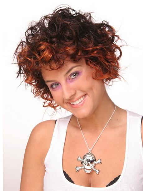 Short messy curly hairstyles short-messy-curly-hairstyles-52_9