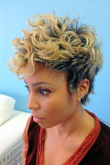 Short naturally curly hairstyles 2015 short-naturally-curly-hairstyles-2015-79_8