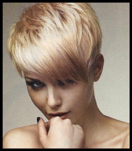 Short pixie style haircuts short-pixie-style-haircuts-32_4