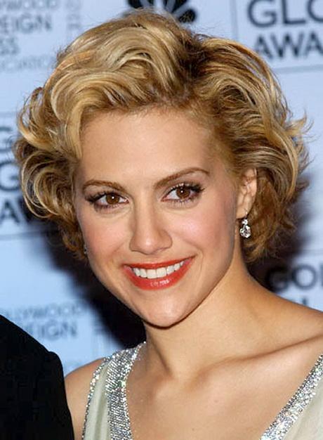 Short wavy hairstyles for thick hair short-wavy-hairstyles-for-thick-hair-83_11