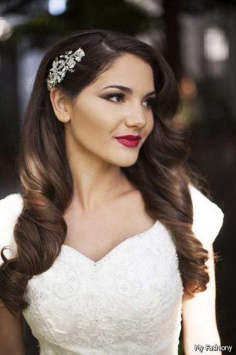 Wedding hairstyles for round faces wedding-hairstyles-for-round-faces-47_13