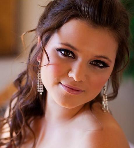 Wedding hairstyles for round faces wedding-hairstyles-for-round-faces-47_17