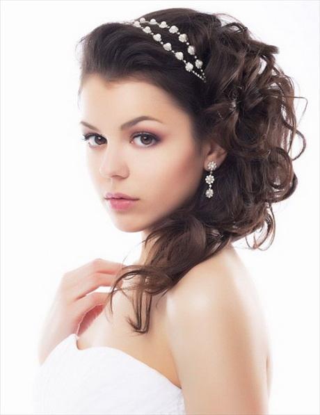 Wedding hairstyles for round faces wedding-hairstyles-for-round-faces-47_8