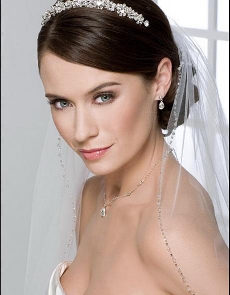 Bridal hairstyles with tiara bridal-hairstyles-with-tiara-74_15