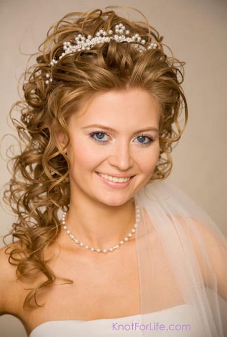 Bridal hairstyles with tiara bridal-hairstyles-with-tiara-74_2