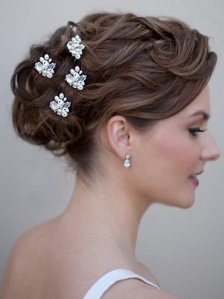 Elegant bridal hairstyles elegant-bridal-hairstyles-27_16