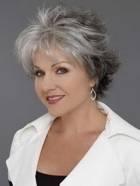 Hairstyles for women in their fifties