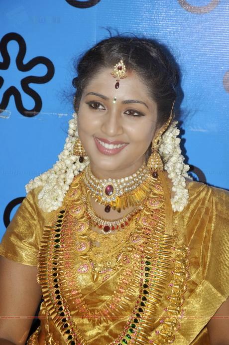 Kerala bridal hairstyle kerala-bridal-hairstyle-63_13