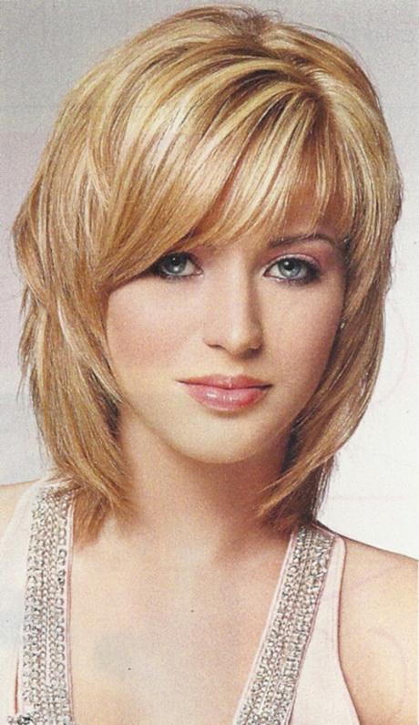 Layered shoulder length hairstyles layered-shoulder-length-hairstyles-09_14
