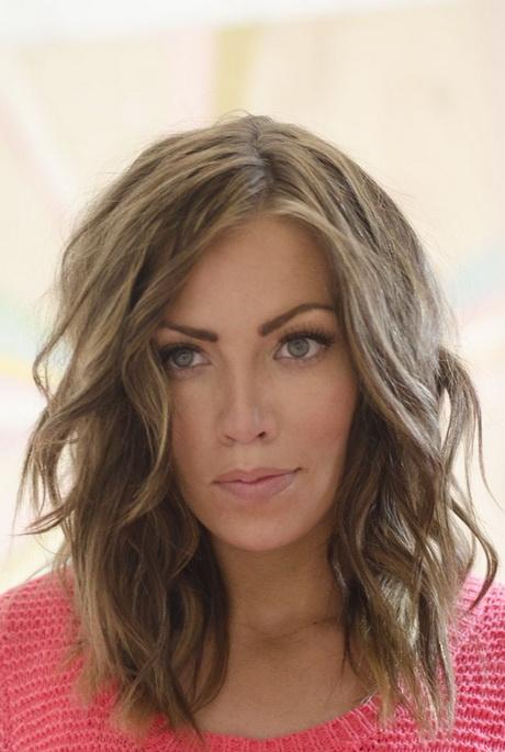 Medium length hairstyles with long layers medium-length-hairstyles-with-long-layers-46_19