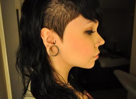 Shaved sides hairstyles women shaved-sides-hairstyles-women-91_8