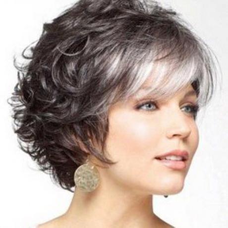 Short hairstyles for women over 50 2015 short-hairstyles-for-women-over-50-2015-98_10
