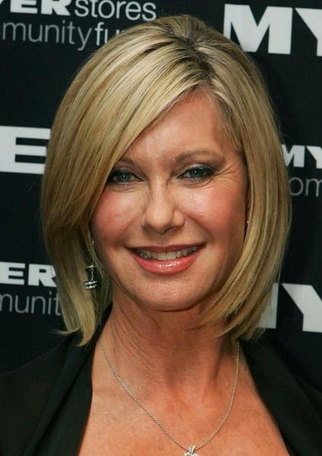 Trendy hairstyles for women over 40 trendy-hairstyles-for-women-over-40-90_9