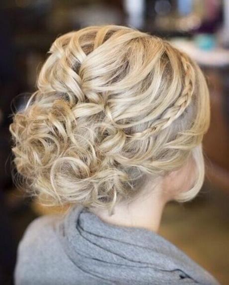 Cute prom hairstyles for long hair 2017 cute-prom-hairstyles-for-long-hair-2017-41_18