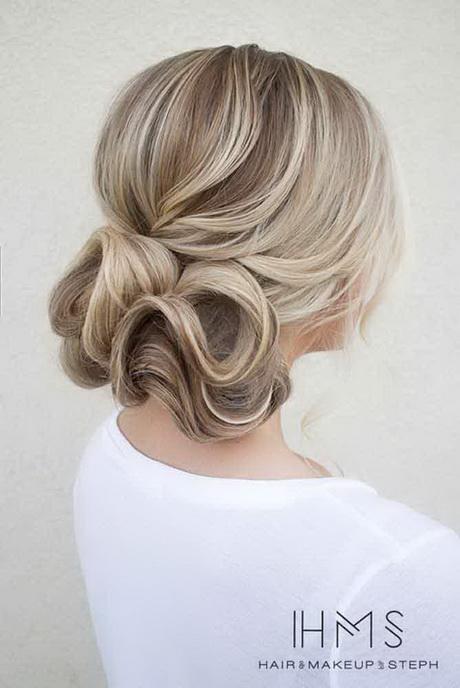 Hairstyle for bride 2017 hairstyle-for-bride-2017-10_10