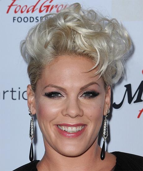 P nk hairstyles 2017 p-nk-hairstyles-2017-72_20