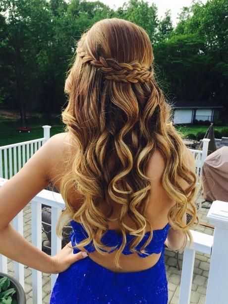 Prom hairstyles 2017 prom-hairstyles-2017-89_14