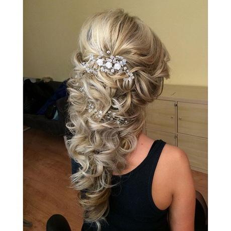 Prom hairstyles for 2017 prom-hairstyles-for-2017-75_18
