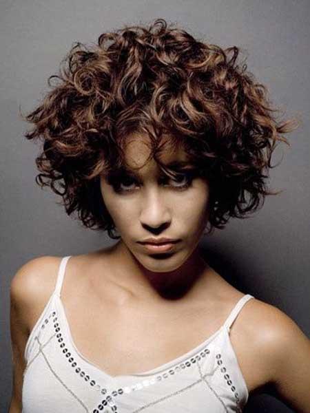 Short curly hairstyles for women 2017 short-curly-hairstyles-for-women-2017-04_6
