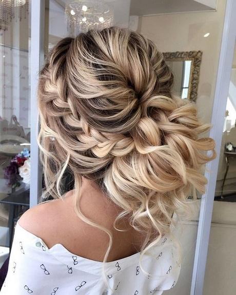 Beautiful prom hairstyles 2018