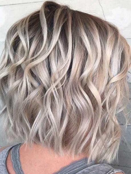 Mid length layered hairstyles 2018 mid-length-layered-hairstyles-2018-89_9