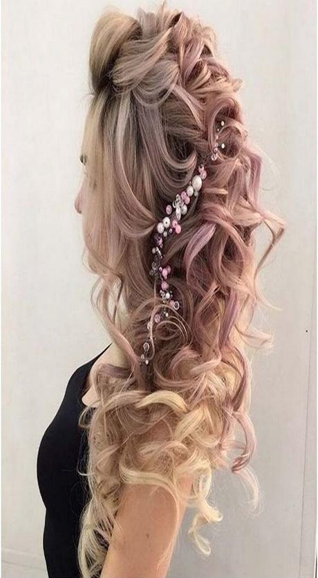 New prom hairstyles 2018 new-prom-hairstyles-2018-14_16
