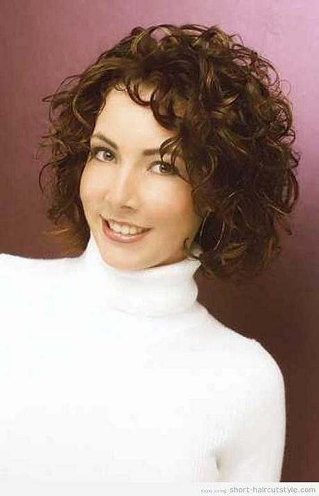 Short haircuts for curly hair 2018 short-haircuts-for-curly-hair-2018-89_17