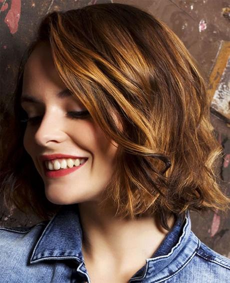 Short hairstyle trends for 2018 short-hairstyle-trends-for-2018-75_17