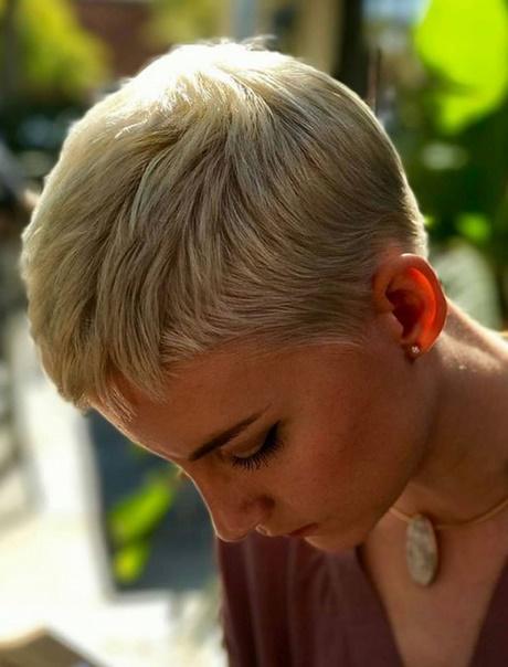 Short hairstyles for spring 2018 short-hairstyles-for-spring-2018-78_16