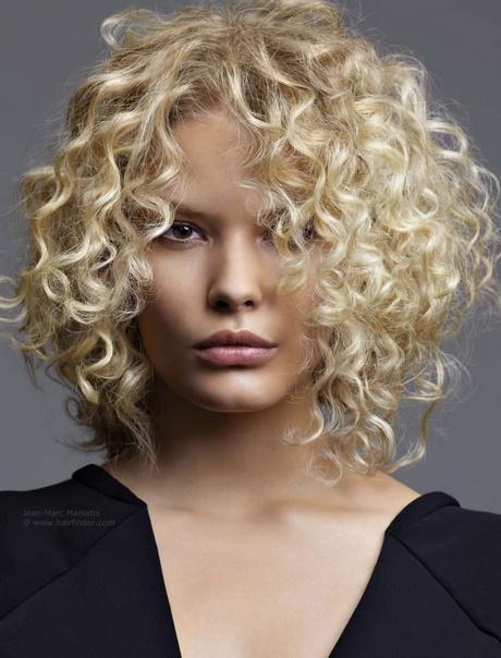 Very short curly hairstyles 2018 very-short-curly-hairstyles-2018-50_13