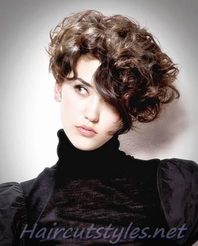 Curly bob hairstyles 2019 curly-bob-hairstyles-2019-75_15
