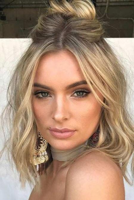 Cute prom hairstyles for long hair 2019 cute-prom-hairstyles-for-long-hair-2019-00_18