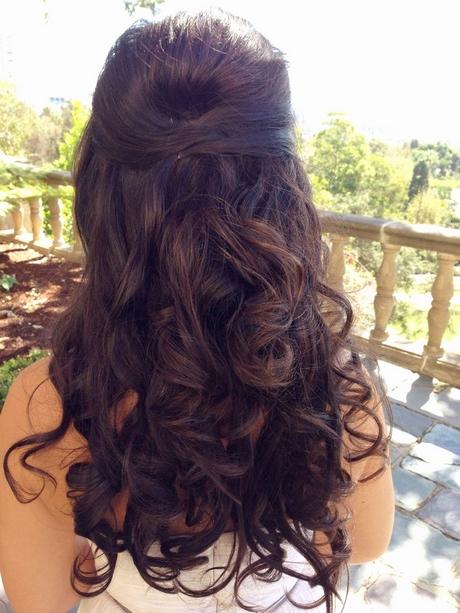 Cute prom hairstyles for long hair 2019 cute-prom-hairstyles-for-long-hair-2019-00_19