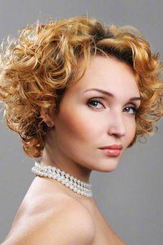 Hairstyles for short curly hair 2019 hairstyles-for-short-curly-hair-2019-29_4