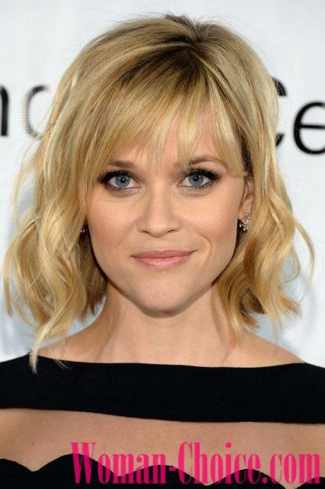 Medium length haircuts with bangs 2019 medium-length-haircuts-with-bangs-2019-03_10