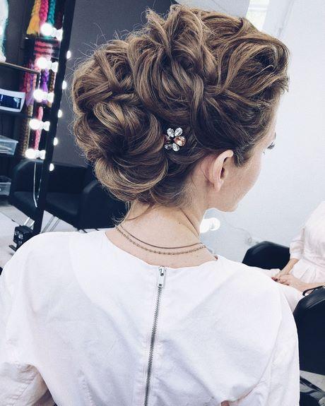Prom updos 2019 prom-updos-2019-52_2
