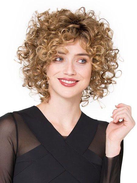Short curly hairstyles for women 2019 short-curly-hairstyles-for-women-2019-08_3