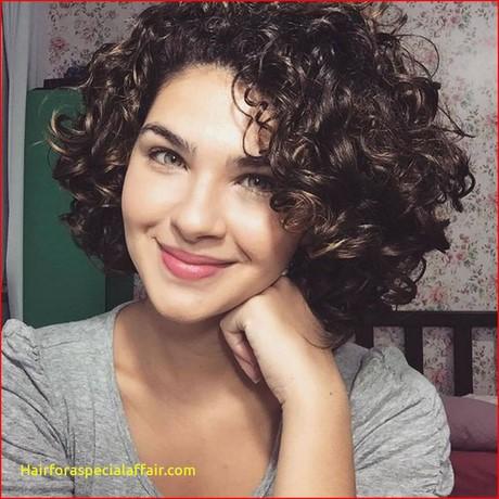 Short haircuts for natural curly hair 2019